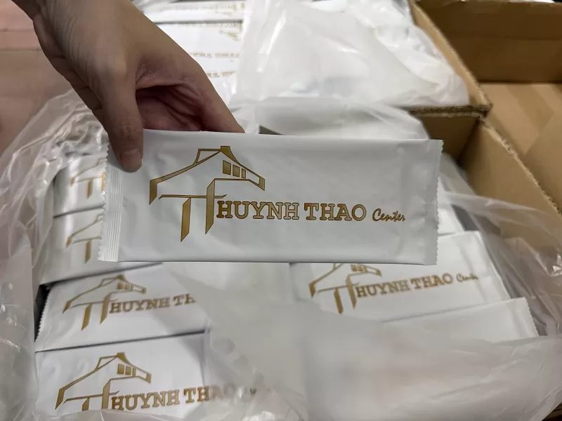 Tại sao nên đặt in khăn lạnh số lượng lớn?