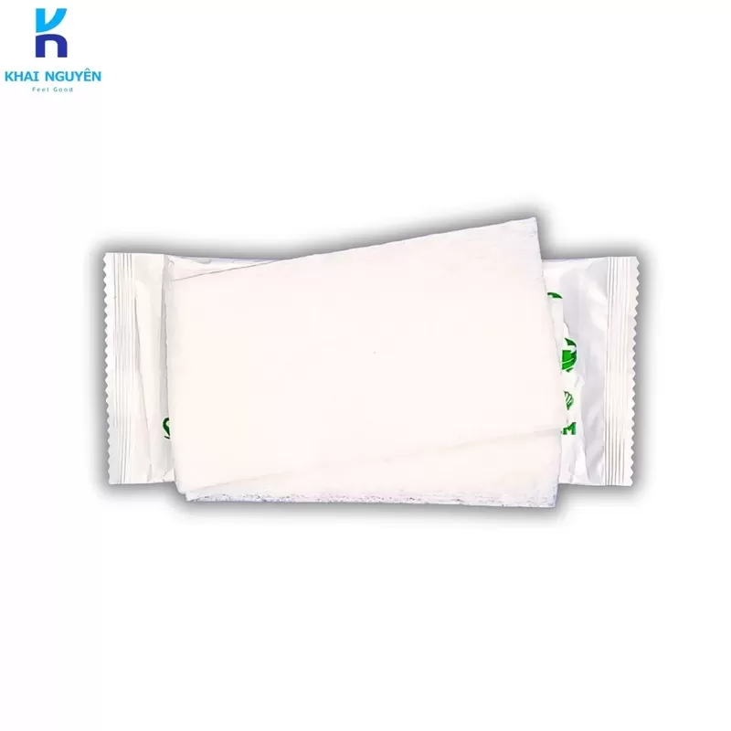 Khăn lạnh trơn màu trắng truyền thống