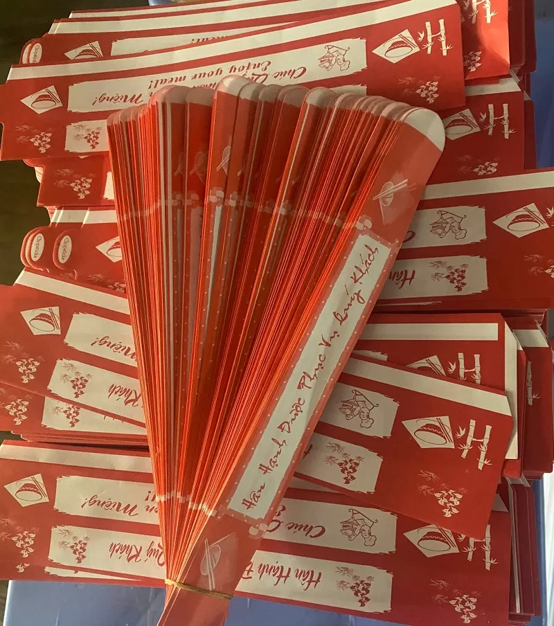 Nên mua bao đũa in sẵn hay đặt in bao đũa theo yêu cầu